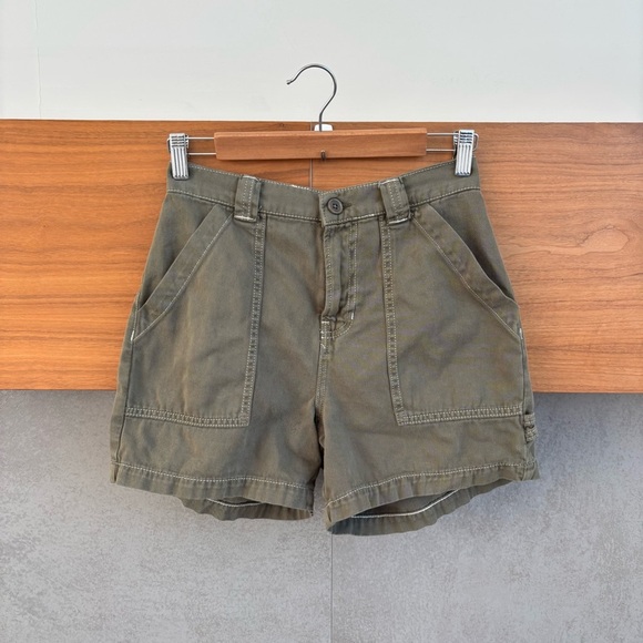 Reformation Women’s Utility Army Green High Rise Cargo Shorts, Size 26 - Picture 4 of 13